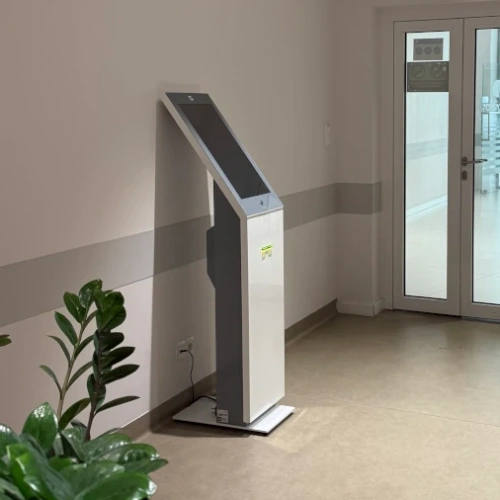 Automat biletowy IB-Printer w szpitalu